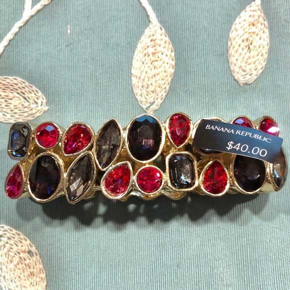 NWT Banana Republic Crystal Statement Bracelet - Picture 2 of 5